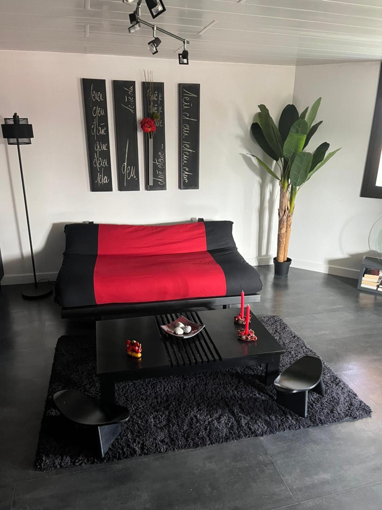 Apartamento Comme Dans Un Ecrin - T2 De 50 M² Avec Jardin, Terrasse Et Piscine Vernaison Exterior foto